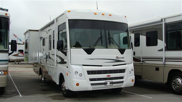2008 Winnebago Sightseer